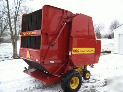 New holland 660 round baler - auto wrap