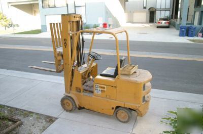 Catapiller T50B gas 3MAST forklift 16'ht. vintage nice 