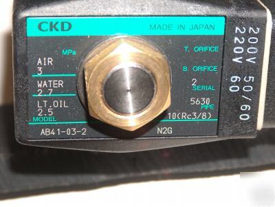 Ckd valve AB41-03-2-N2G solenoid valve AC220V