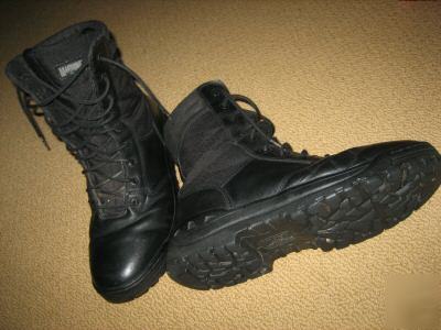 Magnum stealth ii police / security boots