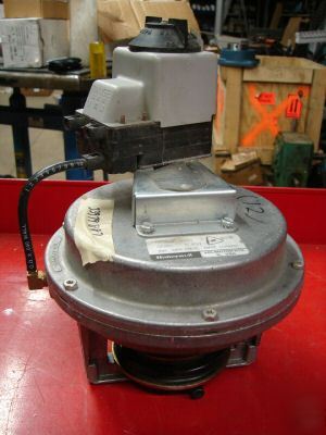 New honeywell actuator MP353F 1101 5 psi