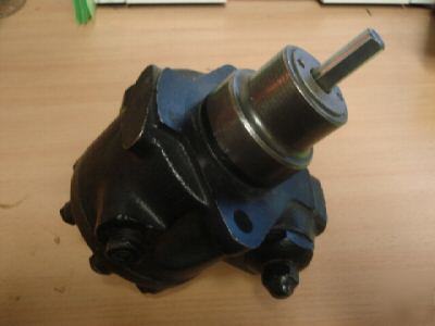 New inglis hydraulic motor A7/06 sunstrand J4BA 100-2 