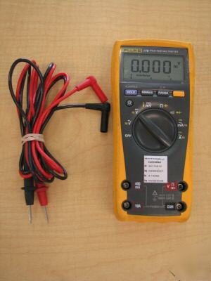 Fluke 179 true rms multimeter with leads *mint* 