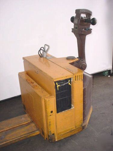 4000 lb big joe pallet jack, 24 v, built in charger 