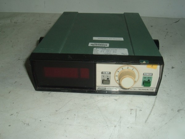 Fluke multipoint digital thermometer 2166A 10 channel