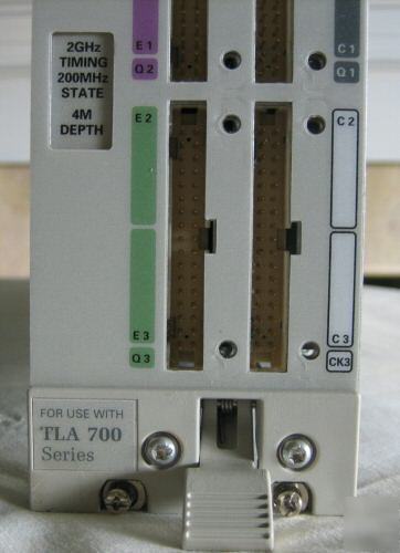 Tektronix TLA7N4 tla 7N4 logic analyzer with option 7S