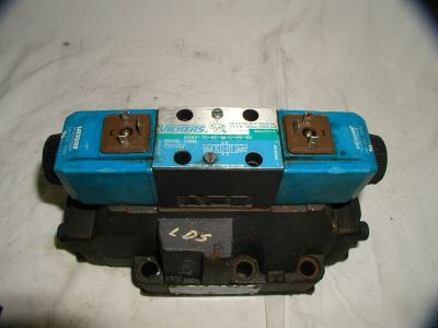 Vickers 5/3 directional valve DG4Vâ€“3S-6C-m-u-H5-60