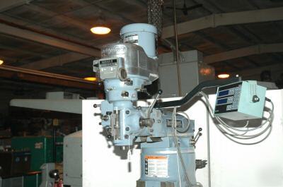 Bridgeport vertical miller series i 2HP SN242119