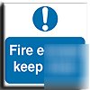 Fire esc., keep clear sign-s. rigid-200X200MM(ma-105-rd