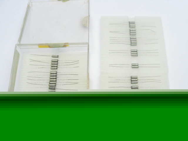 Capacitors M39003 qty: 50