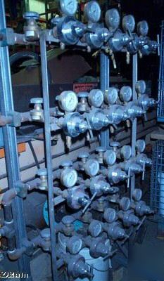 Demolition crew 10 way cutting station manifold