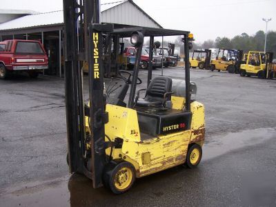 Hyster 5,000 lb capacity forklift cushion/warehouse