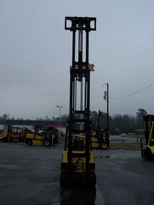 Hyster 5,000 lb capacity forklift cushion/warehouse