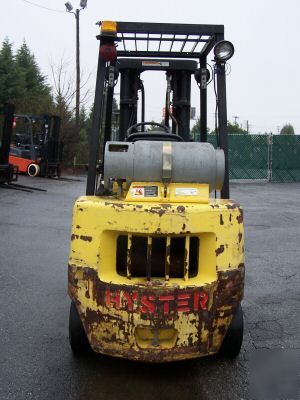Hyster 5,000 lb capacity forklift cushion/warehouse