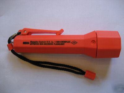  pelican super sabrelite 2000 flashlight - orange