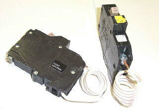 New cutler hammer ch circuit breaker 1P 15A CH115AF