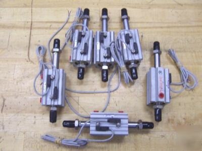 New smc pneumatic cylinders~ ~surplus~ 6 pcs