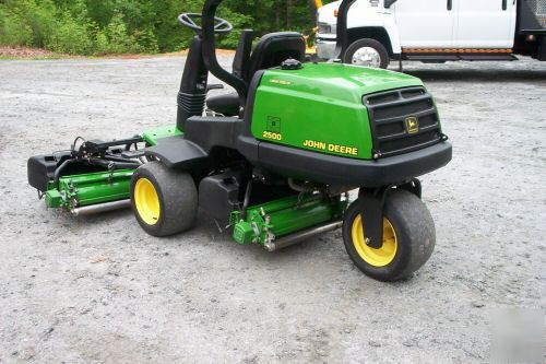 John deere 2500 golf greens lawn reel mower very nice