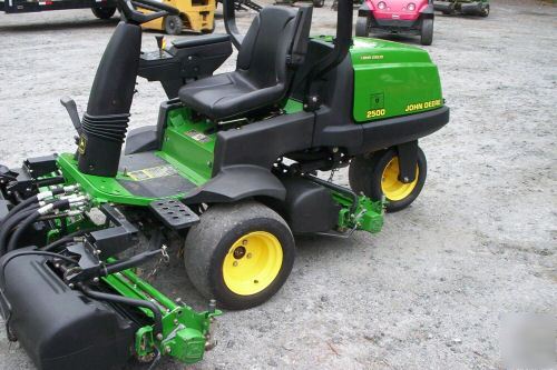 John deere 2500 golf greens lawn reel mower very nice