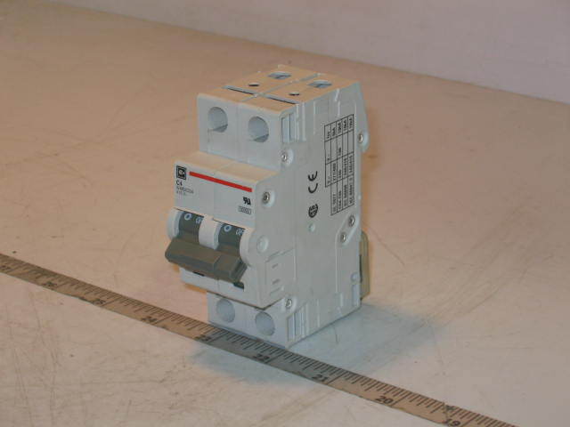 New cutler-hammer 4 amp circuit breaker WMS2C04