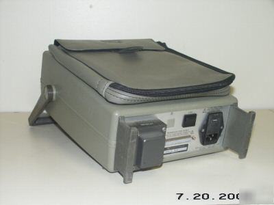 Hp 4951A protocol analyzer mainframe, w/opt. 001(tape)